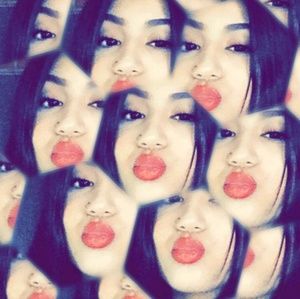 Meet your Posher, Eve